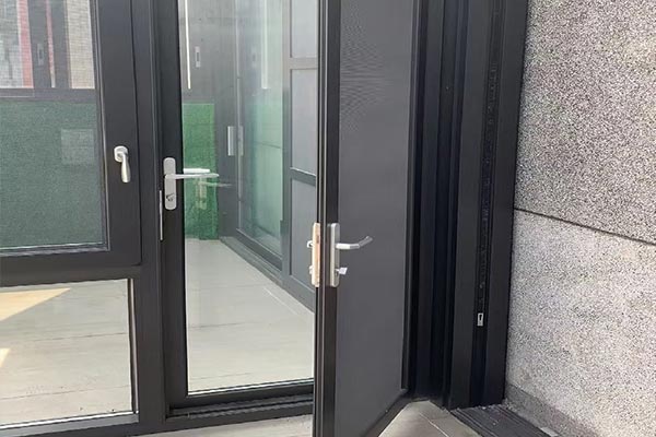 アルミ製の窓やドアとは何ですか?